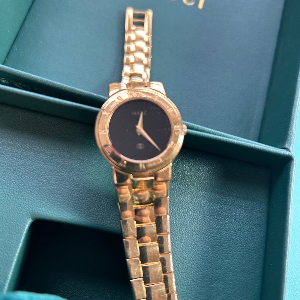 Gucci Gold Timepiece 3300.2.L Gold Plated - Picture 10 of 11
